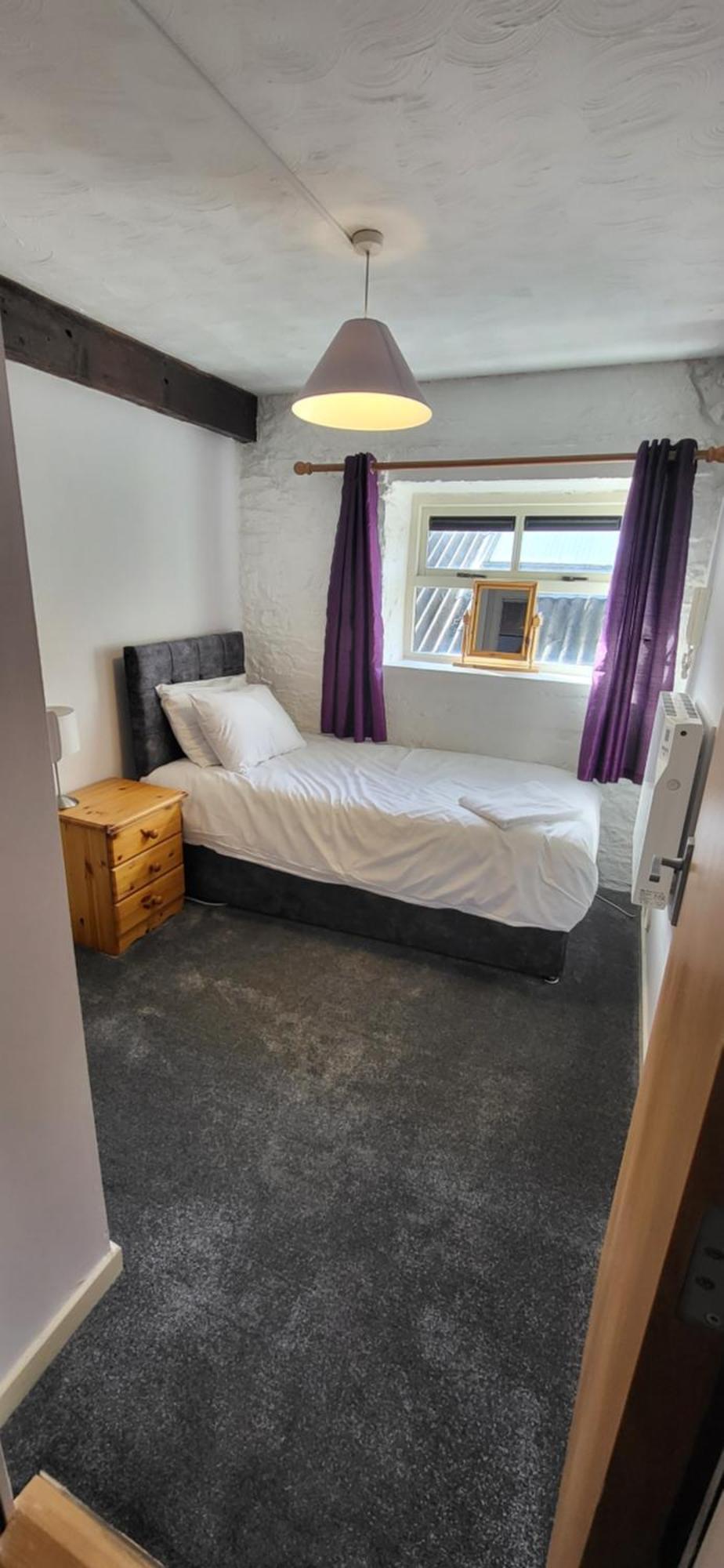 Crew's Apartment *